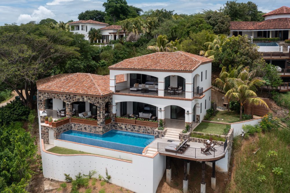 Villa Cielo: Oceanfront Luxury & Comfort | Rancho Santana