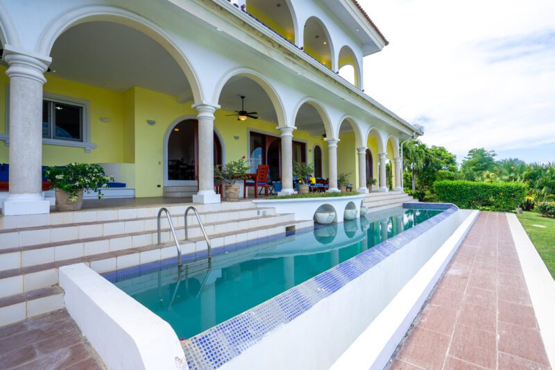 http://view%20of%20the%20pool%20from%20a%20Rancho%20Santana%20Property%20for%20Sale%20in%20Nicaragua%20R3