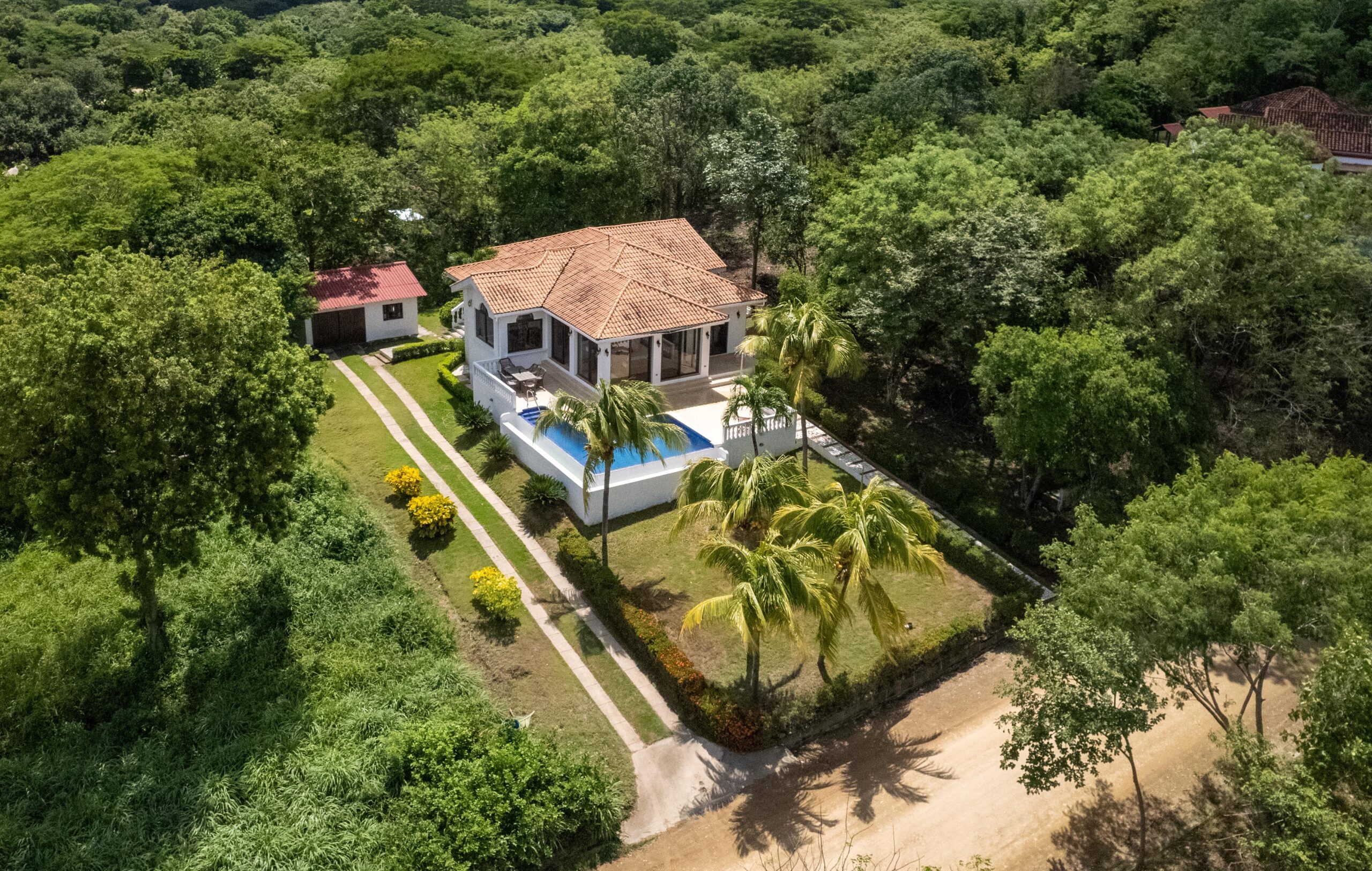 http://View%20of%20the%20drone%20in%20Casa%20Paradise%20H2%20in%20Rancho%20Santana