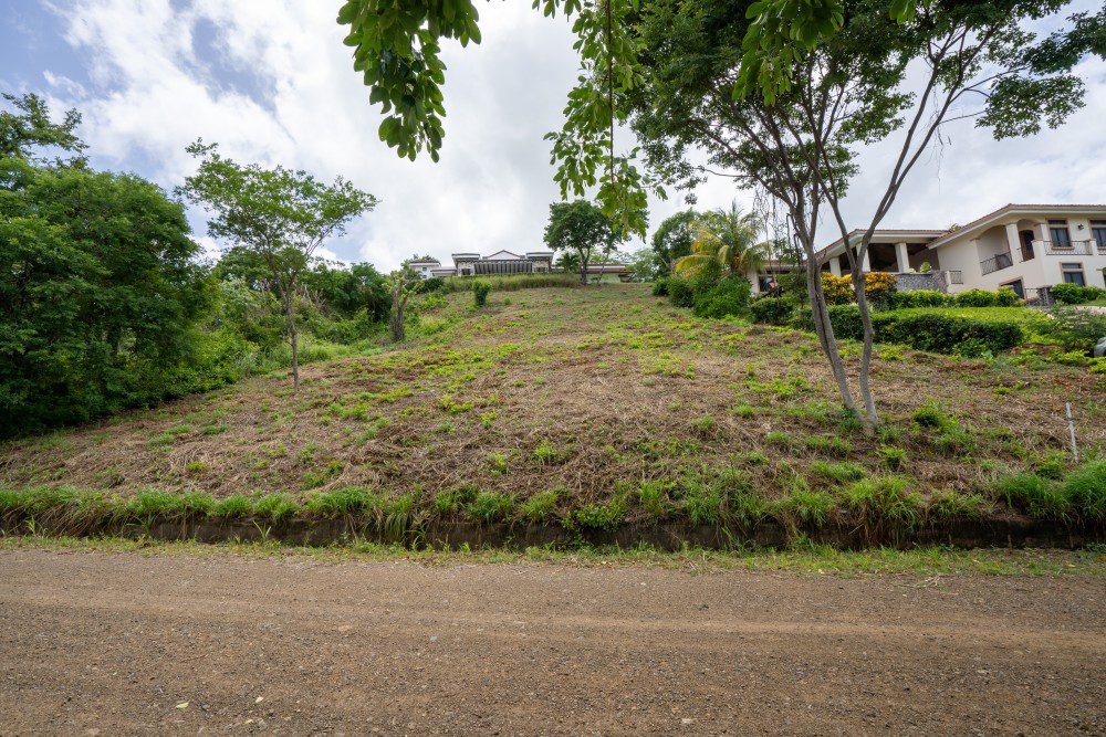 http://ocean%20view%20lot%20L6%20for%20sale%20at%20rancho%20santana